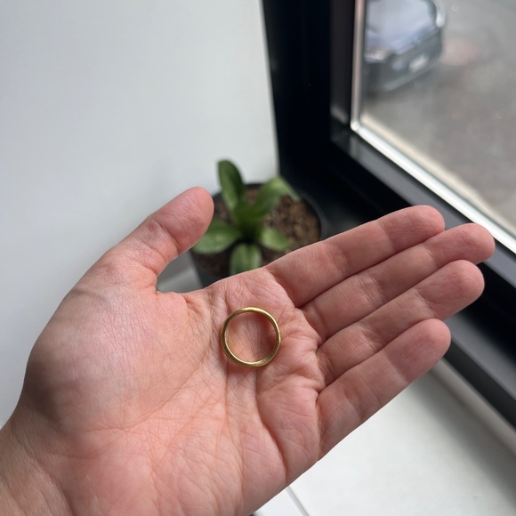 Luiny Marea Brass Ring - Picture 4 of 5